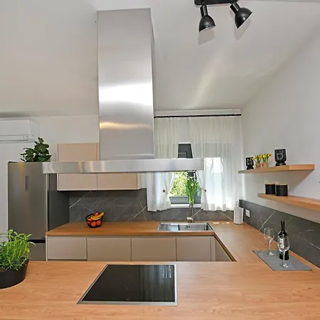 Nidus - Sky Apartment
