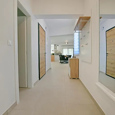 Apartment Nidus - Sky *